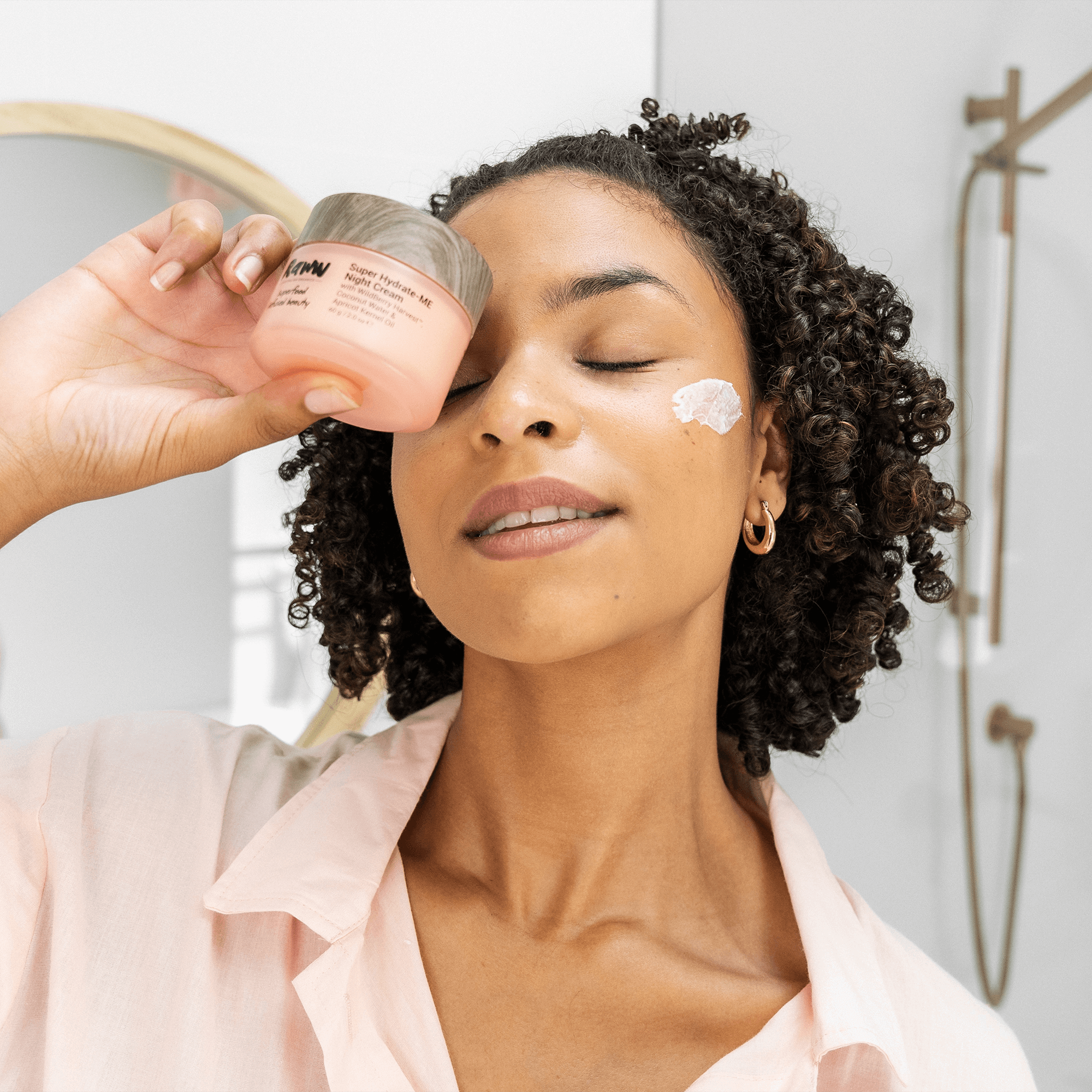 Super Hydrate-ME Night Cream | RAWW Cosmetics | Lifestyle 03